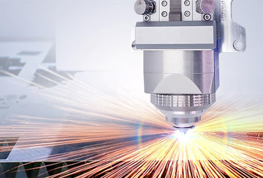 Quelles sont les méthodes d'élimination de la poussière pour les machines de coupe au laser?